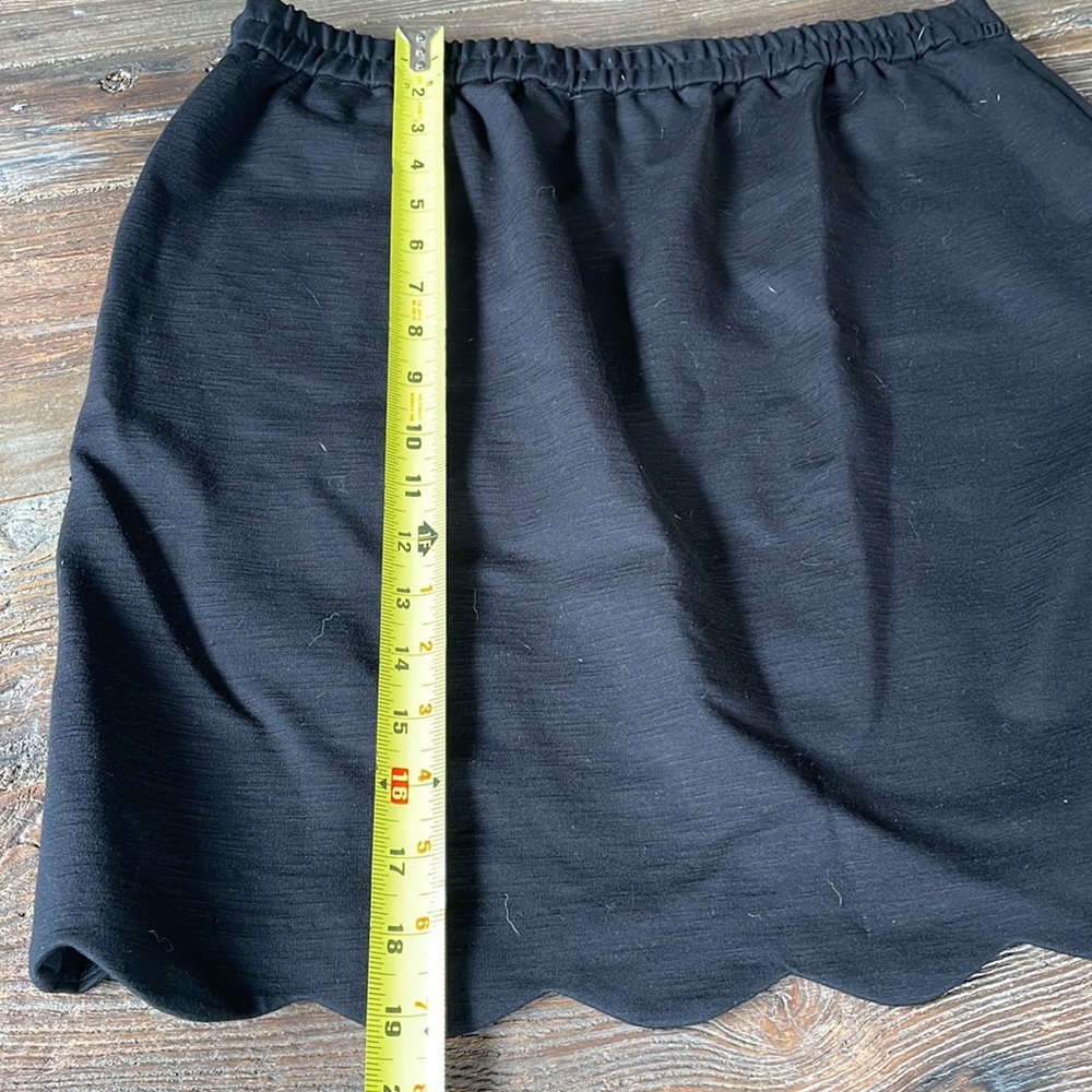 Skies Are Blue Berenice black, scalloped hem skirt NWT size LP - Picture 6 of 8